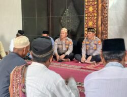 Tingkatkan Siskamling Dan Silaturahmi, Polsek Muaragembong Laksanakan Giat Jum’at Curhat Bersama Warga Masyarakat