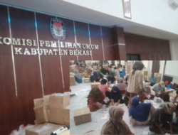 Komisi Pemilihan Umum Kabupaten Bekasi Tak Berpihak Kepada Warga sekitar Dalam Peliputan Surat Suara