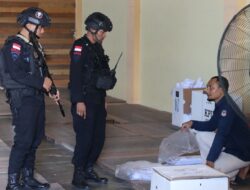 Brimob Kalbar Patroli, Jaga Kamtibmas Wilayah Hukum Polda Kalbar Menjelang Pemilu 2024