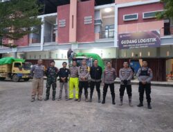 Polres Sekadau Kawal Ketat Pergeseran Kotak Suara dari Tiga PPK Menuju Gudang Logistik KPU