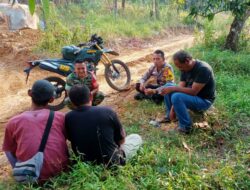Sinergitas TNI-Polri: Bhabinkamtibmas dan Babinsa Laksanakan Patroli Dialogis di Desa Cibodas