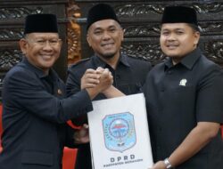 Bupati Merangin Tanggapi Pandangan Fraksi-fraksi Dewan· Pada Paripurna Penyampaian Rekomendasi DPRD Terhadap LKPJ Bupati 2024