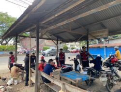 Sambangi Pangkalan Ojek, Samapta Polres Maros Ajak Pengemudi Tertib Berlalu Lintas