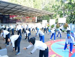 Jalin Silaturahmi dan Kebersamaan, Serta Menjaga Kesehatan dan Kebugaran, Keluarga Besar Lanal Bandung Gelar Olahraga Bersama