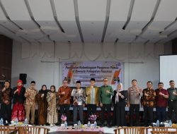Gelar Dialog Penguatan Demokrasi Substantif Pasca Putusan MK No. 135, Bawaslu Pasaman Undang Wakil Ketua DPR RI