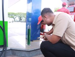 Respons Cepat Polres Gresik Redam Kekhawatiran Warga, Dua SPBU Terbukti Bersih dari Air