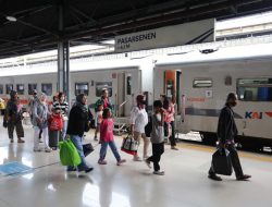KAI Operasikan Kereta Tambahan Antisipasi Lonjakan Penumpang Libur Nataru 2025/2026