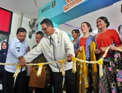 Rayakan Hari Ibu dan Dukung UMKM dalam Angkutan Nataru 2025/2026, KAI Daop 7 Madiun Gelar Fashion Batik dan Bazar di Stasiun Madiun