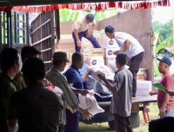 Karyawan PalmCo, Entitas Holding Perkebunan Nusantara, Salurkan Ribuan Paket Bantuan ke Aceh dan Sumatera Utara
