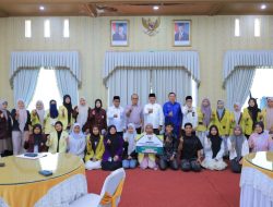 Kebut Progul Pasaman Cerdas, Bupati Welly Bagikan 426 Beasiswa Untuk Mahasiswa Pasaman