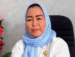 Sosok Panutan: Sumanti S.Sos Kini Gelar Doktor Dalam Program Pascasarjana di UHO, Ucap Syukur dan Terima Kasih