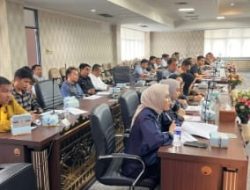 Sekretariat DPRD Gelar Sosialisasi Kamus Usulan Pokok-Pokok Pikiran DPRD terhadap RKPD 2027 Di Ruang Rapat komisi