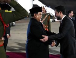Presiden Prabowo Tiba di Amman, Disambut Putra Mahkota dan Dikawal F-16 AU Yordania