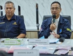 BNN BERSAMA BEA DAN CUKAI BERHASIL UNGKAP KASUS PENGIRIMAN 1.907,2 GRAM EKSTASI