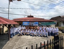 Bupati Welly Motivasi Siswa di Pesantren Ramadan Unggulan Lubuk Sikaping