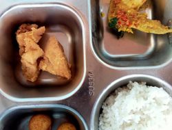 Skandal MBG di Kertosari Lampung Selatan! Ayam Masih Berdarah Dibagikan ke Anak-Anak, Pengawas ke Mana?